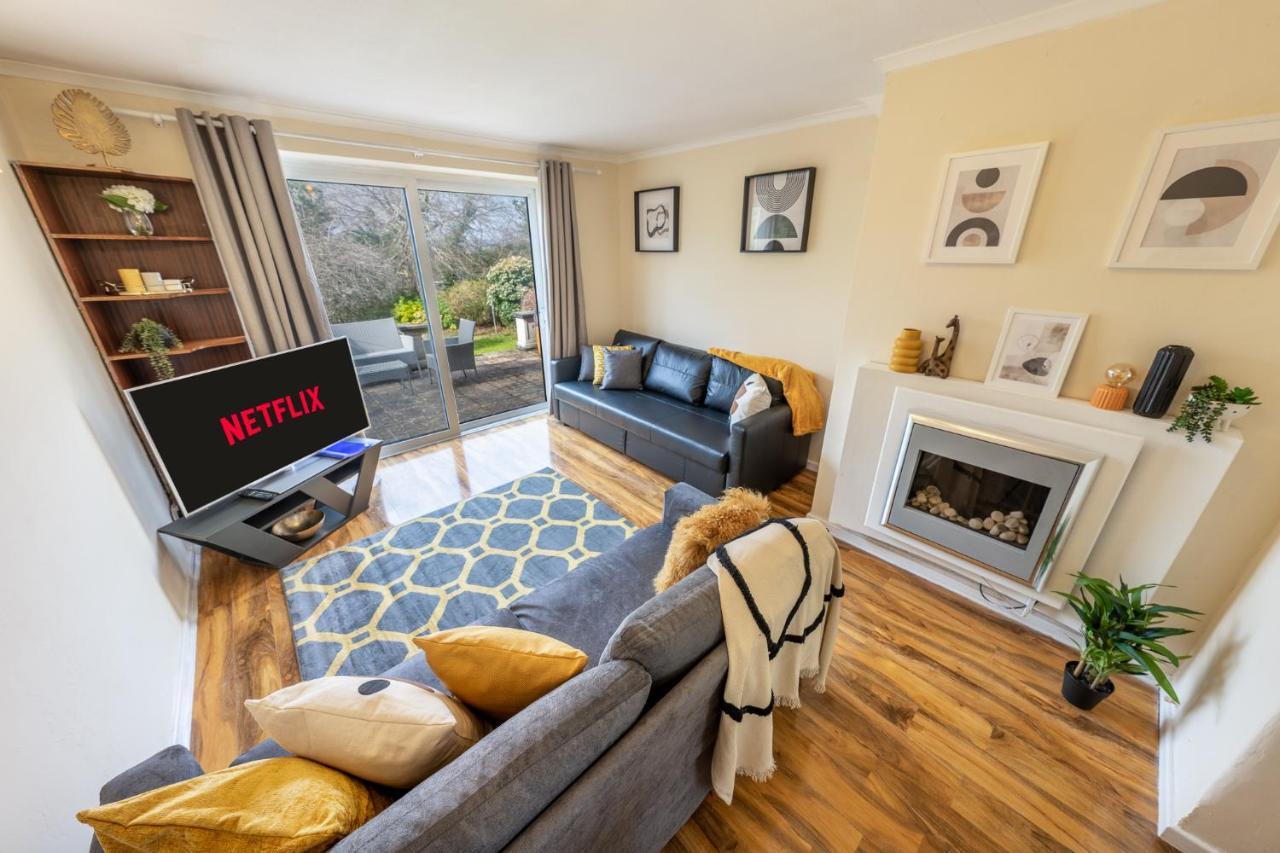 Pierocks Carver Entire House, Hot Tub & Wifi High Wycombe Eksteriør billede