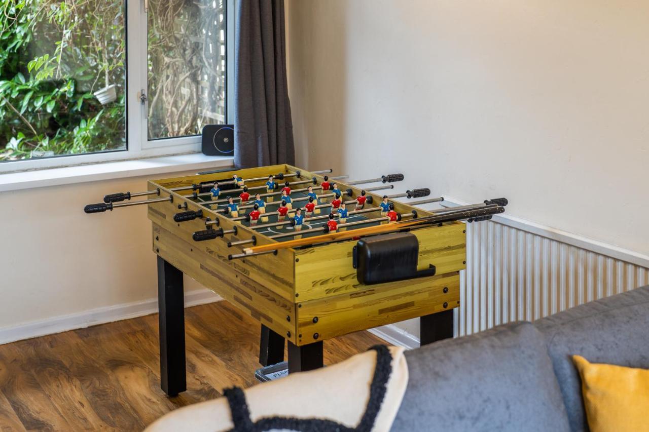 Pierocks Carver Entire House, Hot Tub & Wifi High Wycombe Eksteriør billede