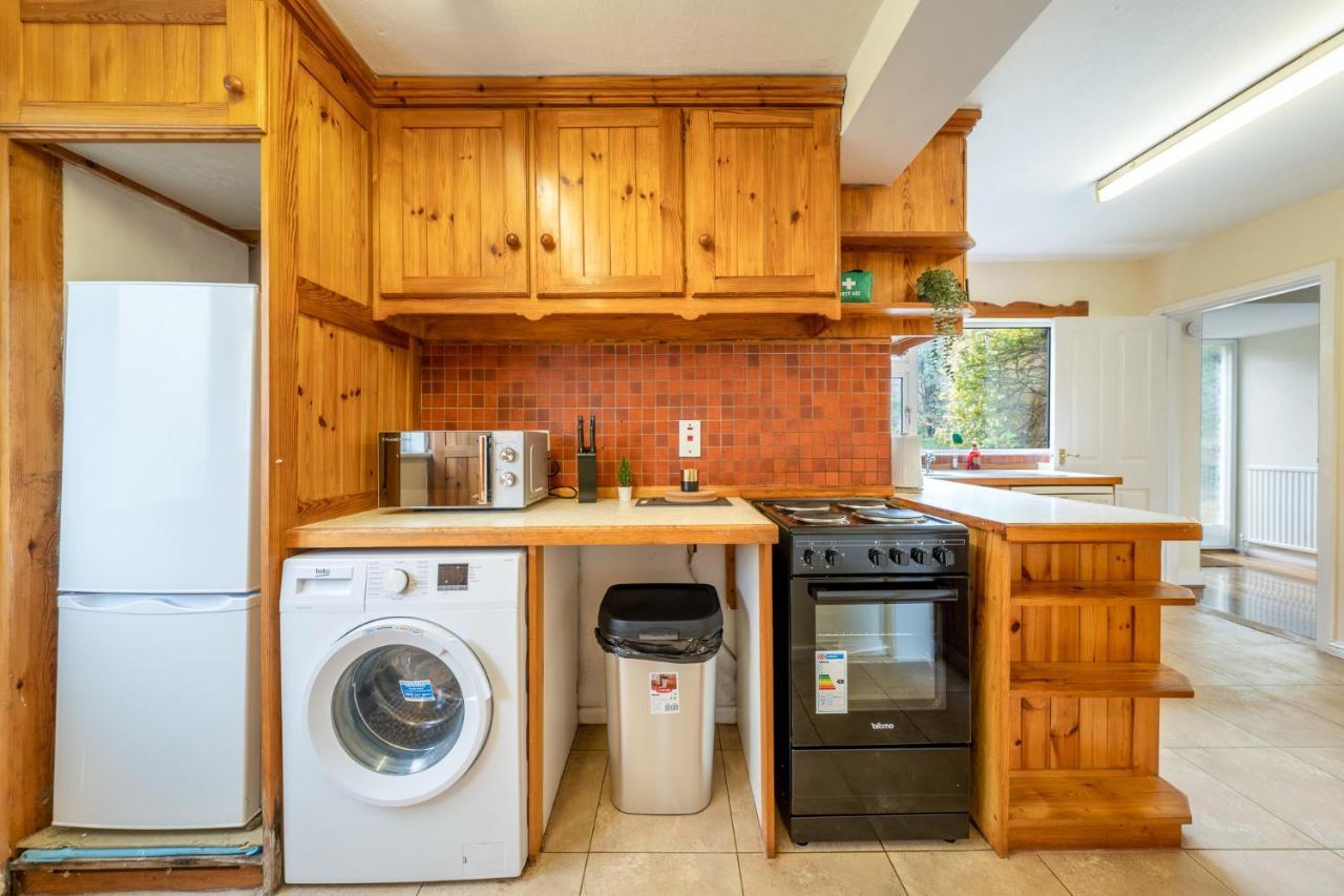 Pierocks Carver Entire House, Hot Tub & Wifi High Wycombe Eksteriør billede